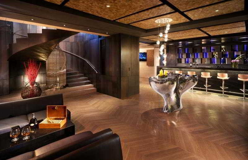 Nathan Hotel Hong Kong Exterior photo